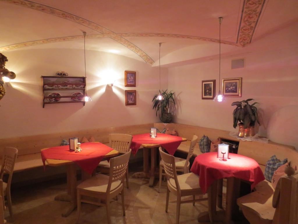 Hotel Ciasa Ai Pini San Cassiano  Zewnętrze zdjęcie