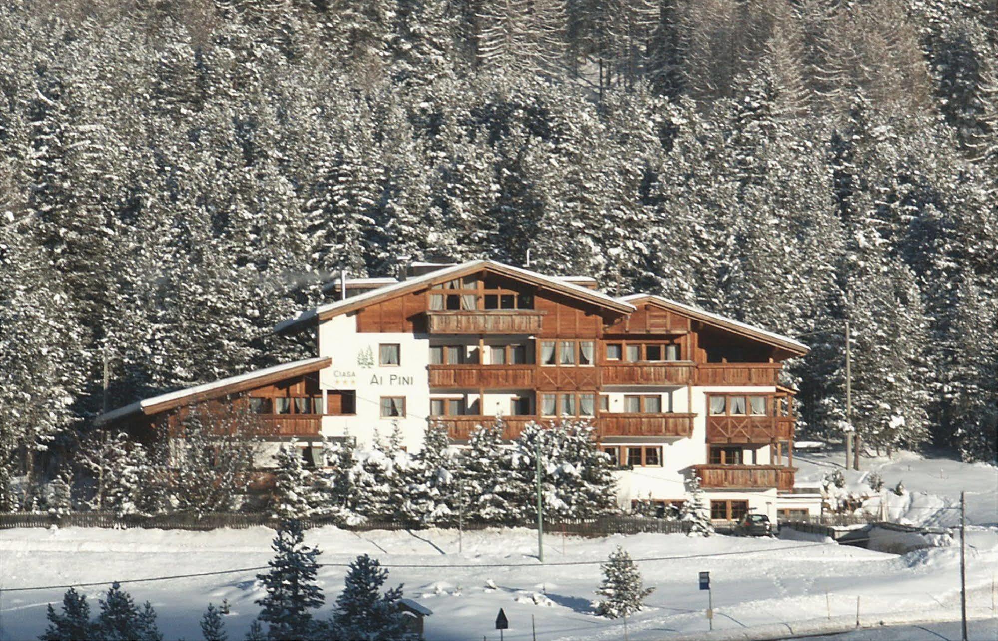 Hotel Ciasa Ai Pini San Cassiano  Zewnętrze zdjęcie